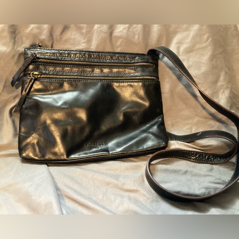 Beautiful black 100% leather Margot handbag